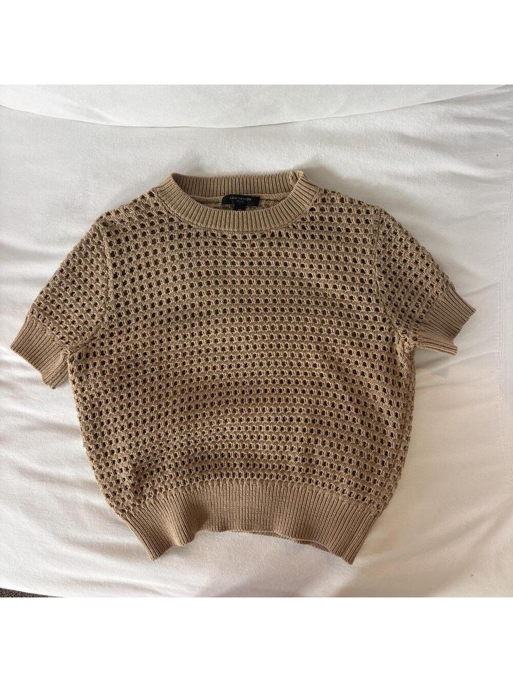 Ann Taylor Petite Beige Open Openwork Crochet Short Sleeve Sweater Top XSP